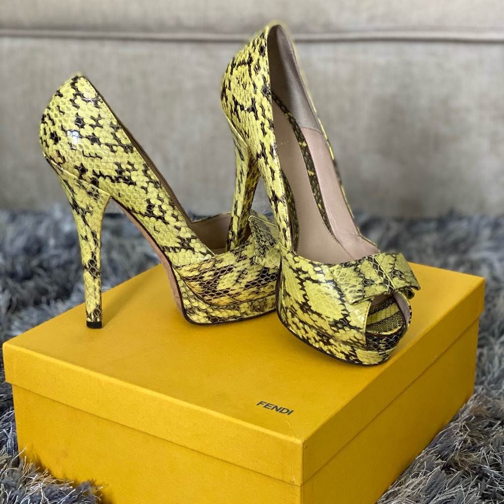 Fendi Authentic Yellow & Black Water Snake Pumps